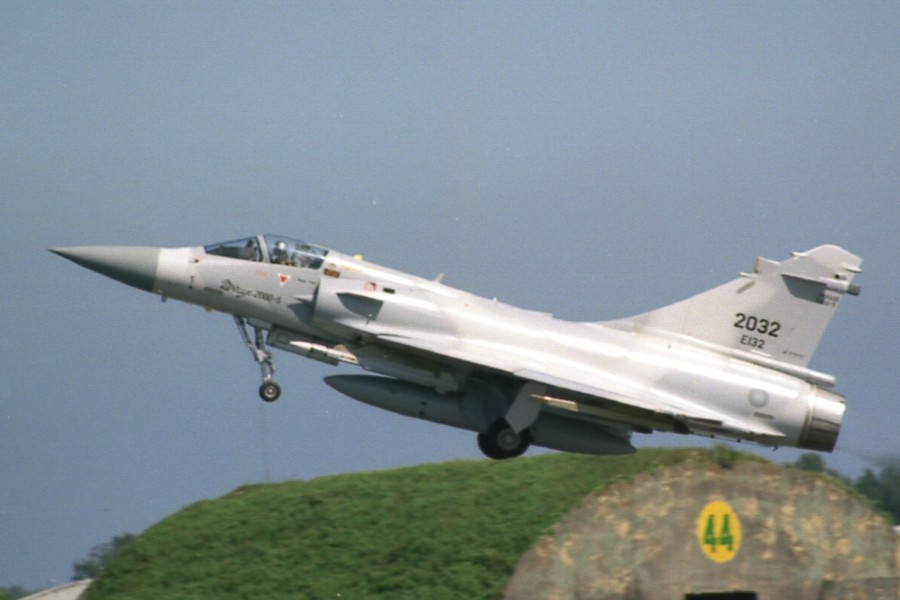 http://www.taiwanairpower.org/af/mirage/2032a.jpg